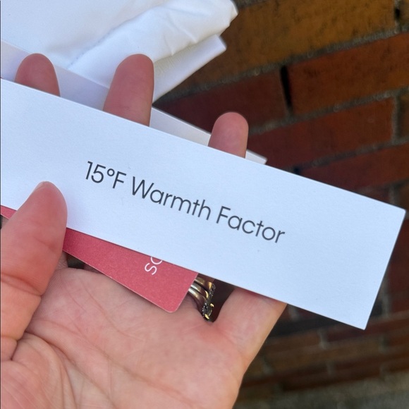 Calvin Klein Women’s White Puffer Jacket – Size Large – NWT - Picture 6 of 7